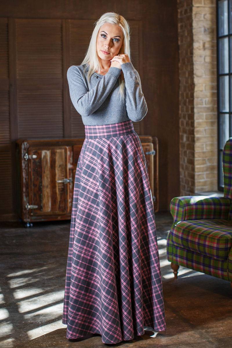 Юбка длинная в пол. модные тенденции, фото: макси в клетку, с разрезом, шифоновая, джинсовые, стильные колокол, бохо, зимняя и летняя. с чем носить