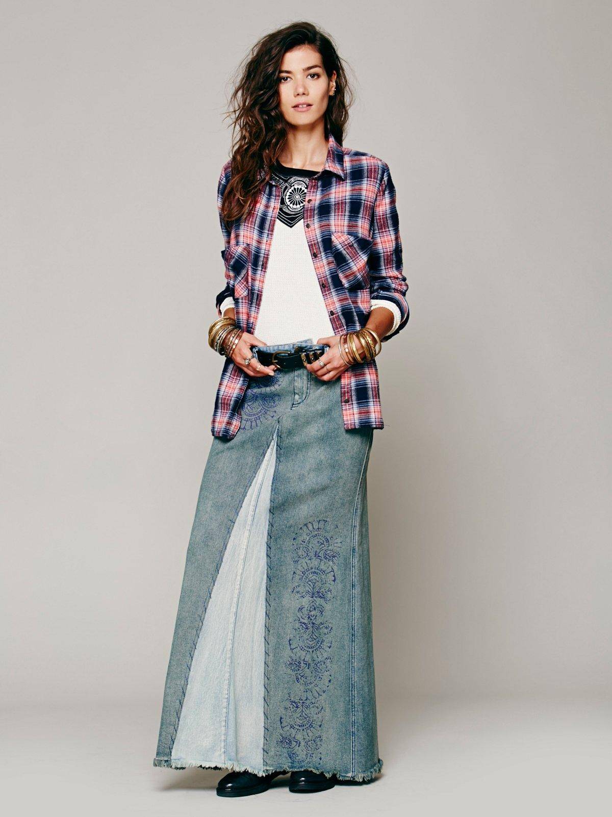 С чем носить черные юбки