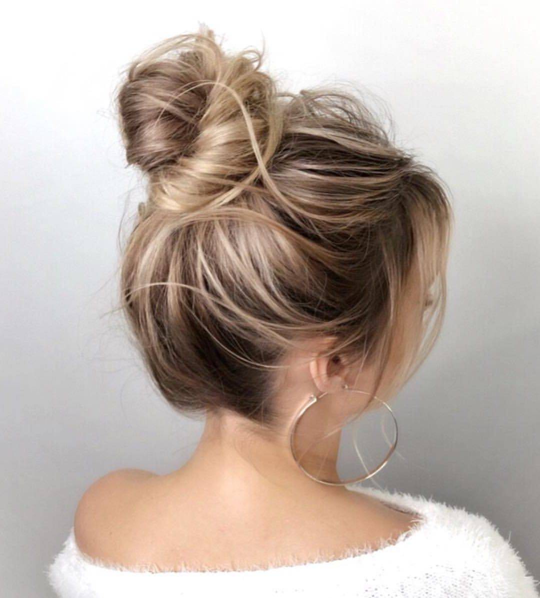 Пучок на длинные волосы своими руками